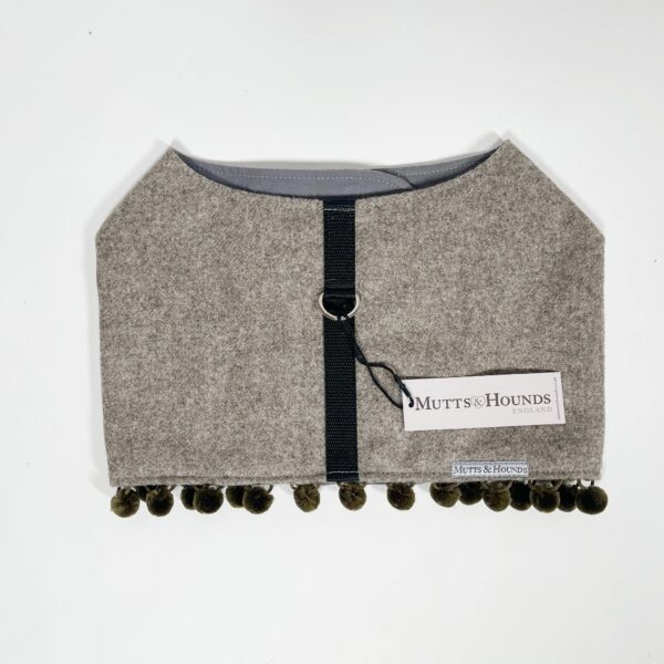 Mutts & Hounds - Pehmeät Paitavaljaat L, Grey PomPom